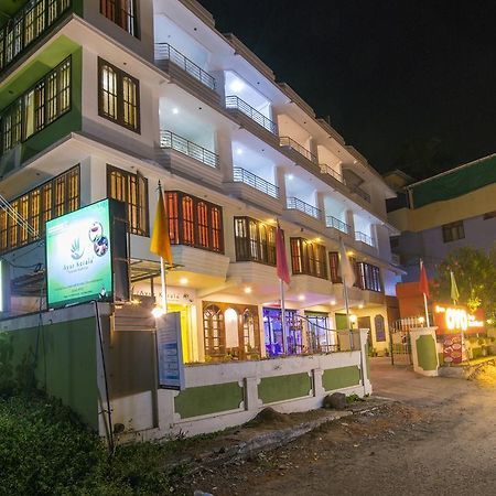 Surya Beach Resort Ковалам Екстериор снимка