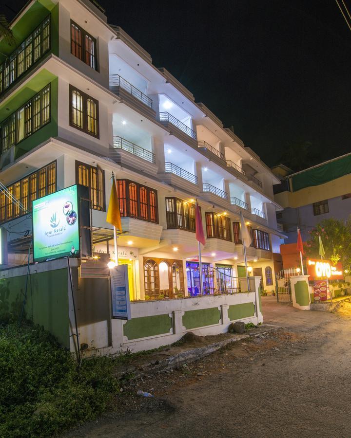 Surya Beach Resort Ковалам Екстериор снимка