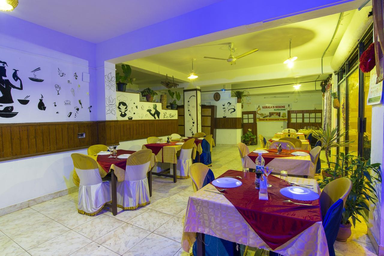 Surya Beach Resort Ковалам Екстериор снимка